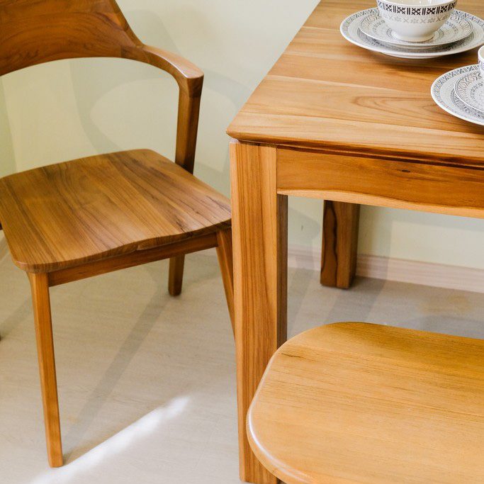 andrew dining table set